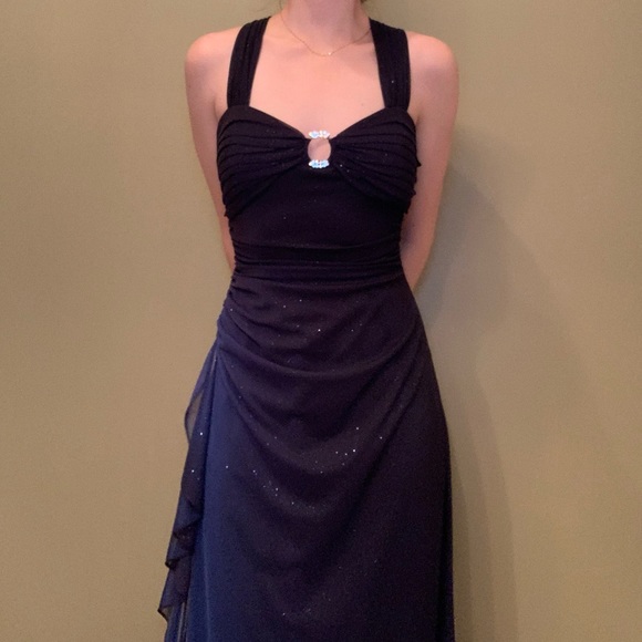 Jade Event Dress - Picture 3 of 5